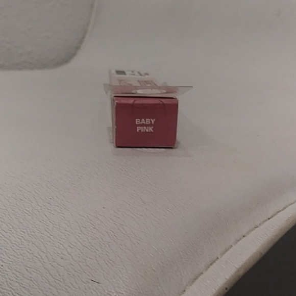 Anastasia Blurring Serum Blush in Soft Pink - Picture 2 of 2